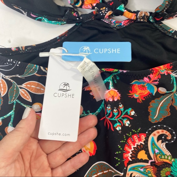 Cupshe Magical Bowknot Swimsuit Size S NWT - Picture 12 of 12